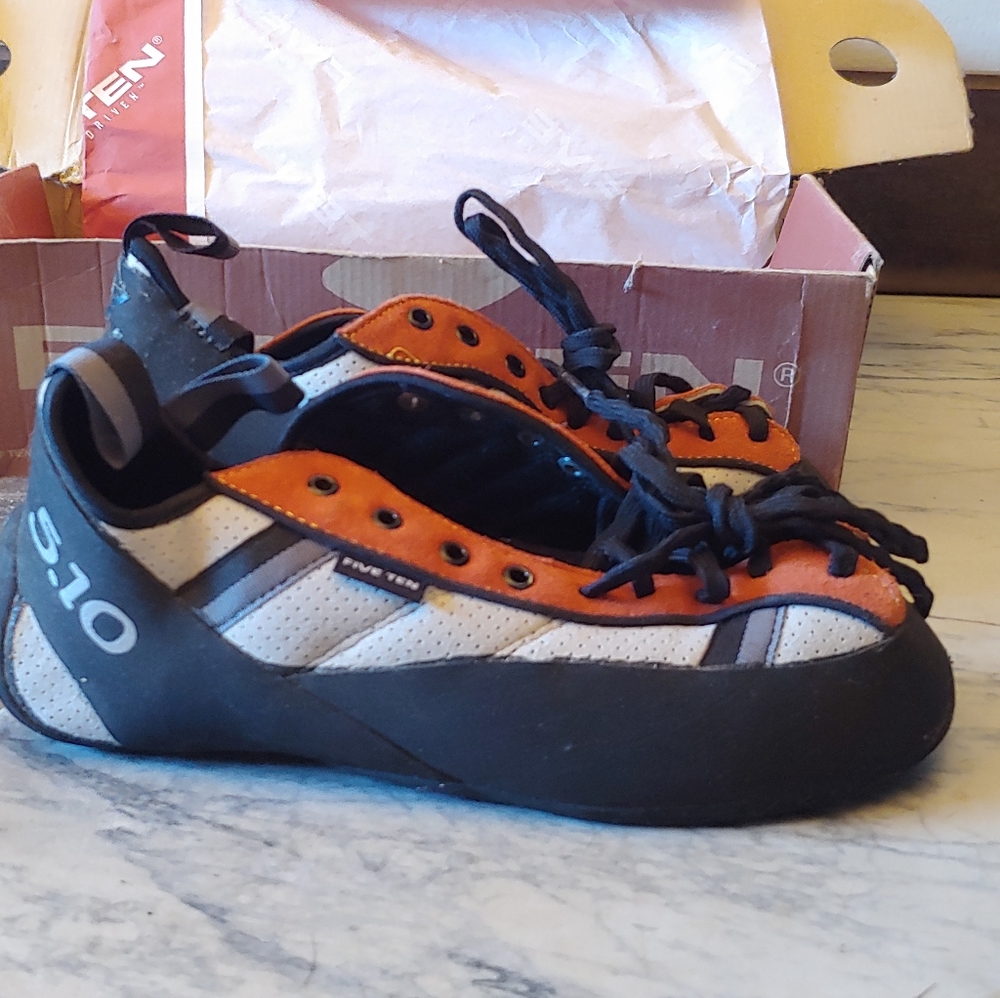 Five Ten Newton climbing shoes